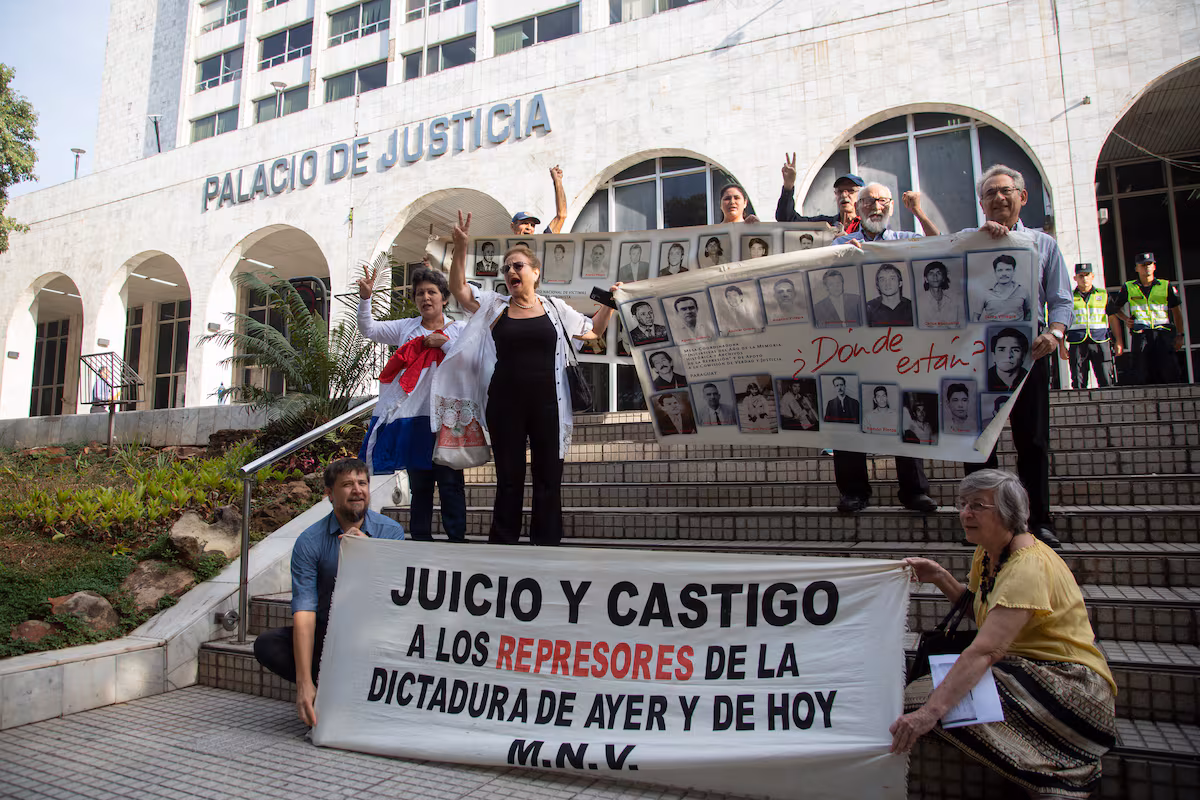La Justicia paraguaya condena 50 años después a tres torturadores de la dictadura de Stroessner